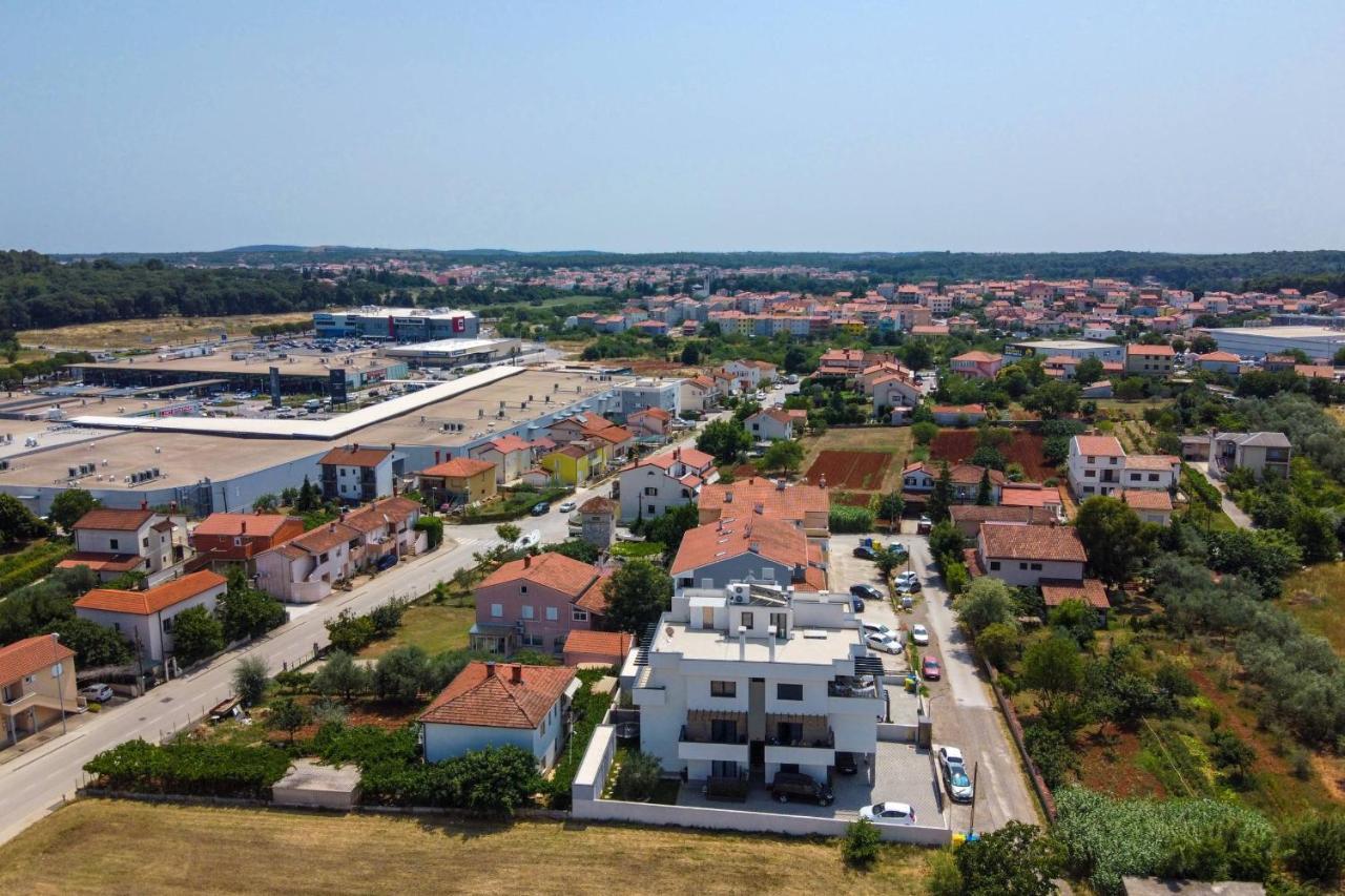 Villa Barmel Pula Exteriör bild